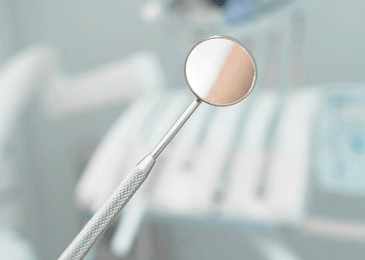 sintomi di allergia agli impianti dentali